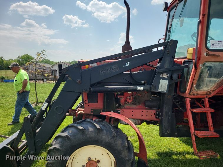 image for item DC6065 Belarus 825  MFWD tractor