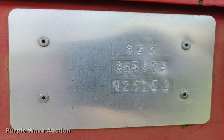 image for item DC6065 Belarus 825  MFWD tractor