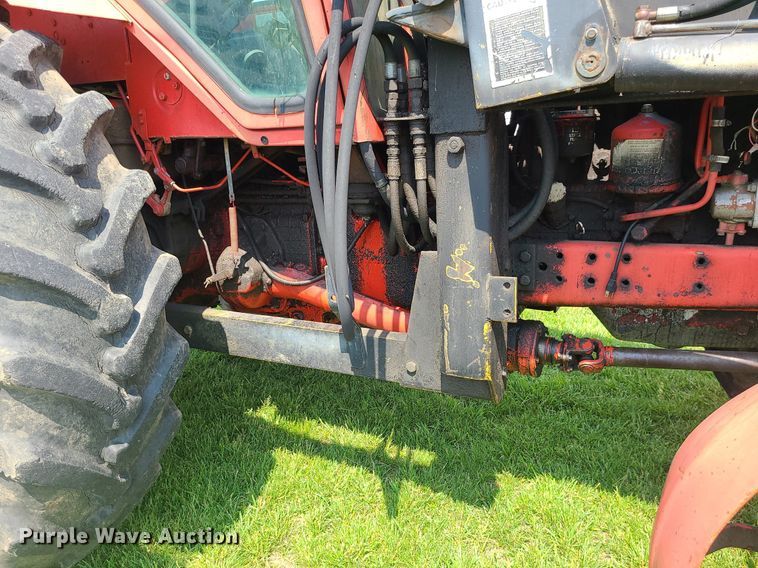 image for item DC6065 Belarus 825  MFWD tractor