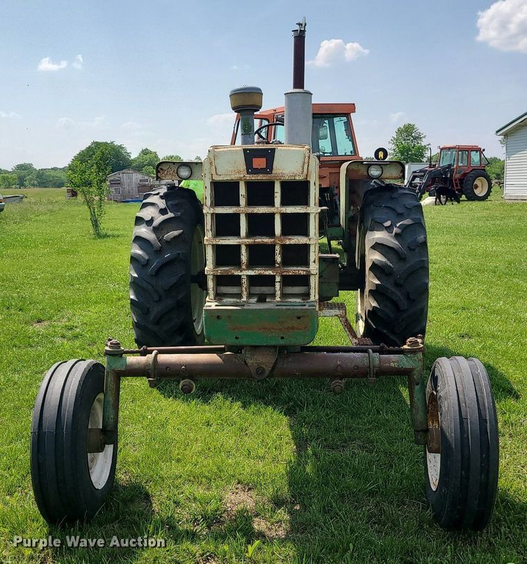 image for item DC6066 1966 Oliver 1650  tractor