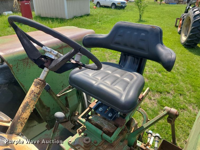 image for item DC6066 1966 Oliver 1650  tractor