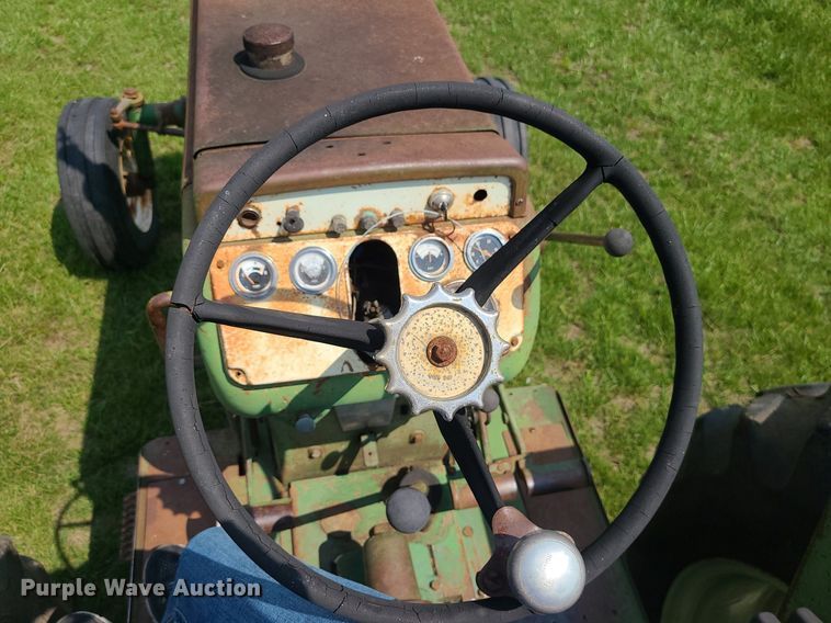 image for item DC6066 1966 Oliver 1650  tractor