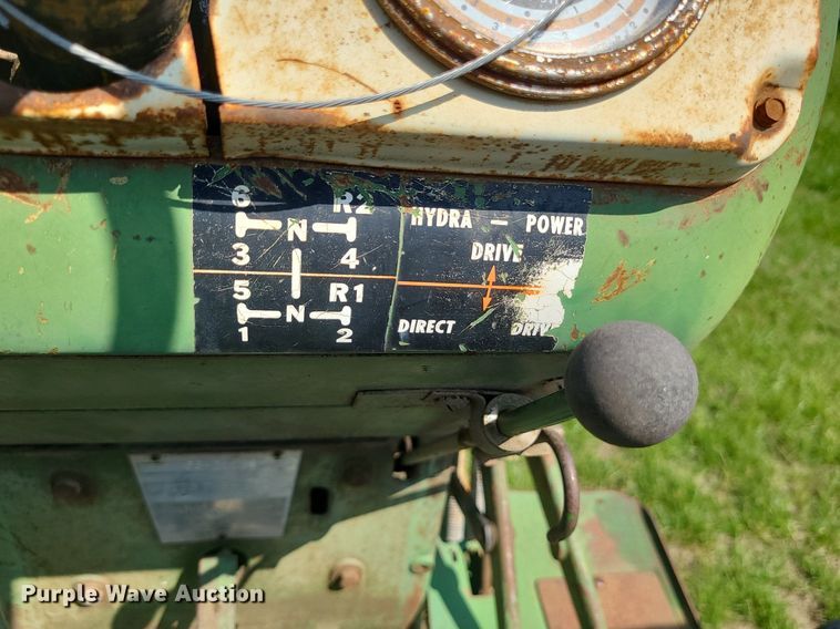 image for item DC6066 1966 Oliver 1650  tractor