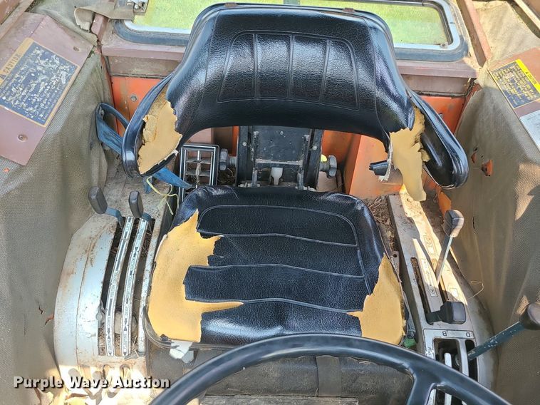 image for item DC6067 Kubota M7950DT  MFWD tractor