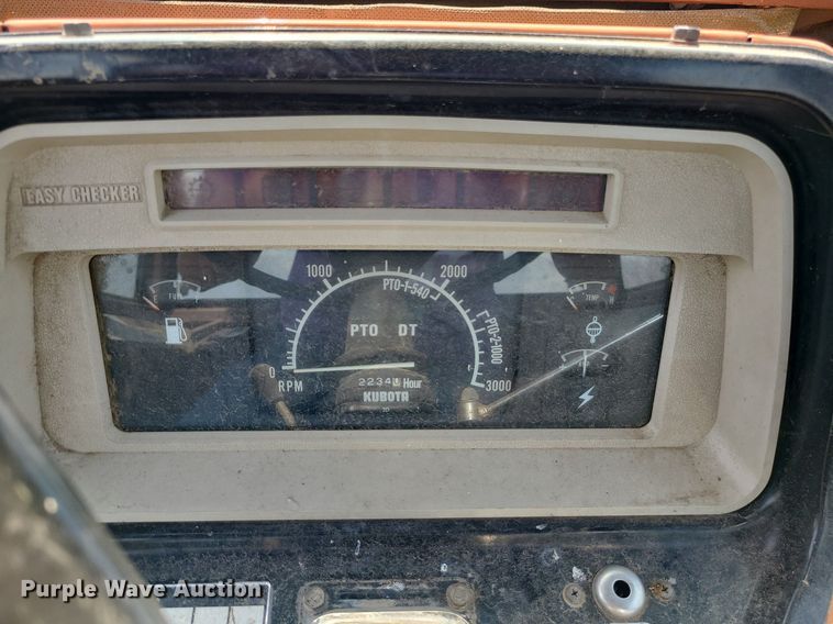 image for item DC6067 Kubota M7950DT  MFWD tractor