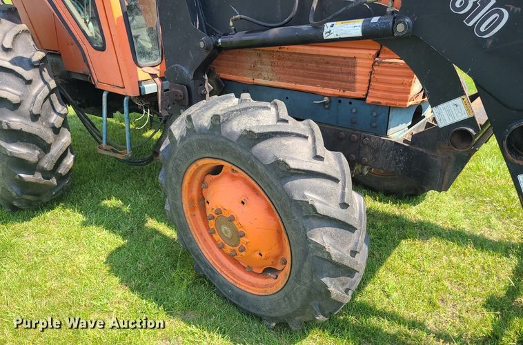 image for item DC6067 Kubota M7950DT  MFWD tractor