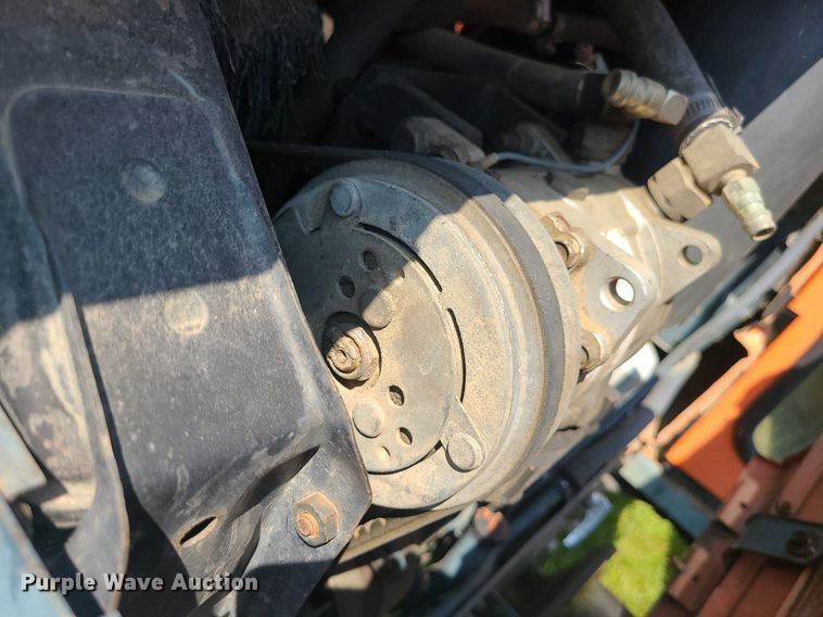 image for item DC6067 Kubota M7950DT  MFWD tractor