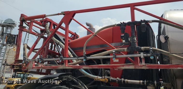 image for item DC6069 2010 Case IH Patriot 3330  sprayer