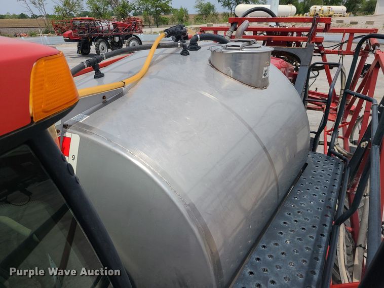 image for item DC6069 2010 Case IH Patriot 3330  sprayer