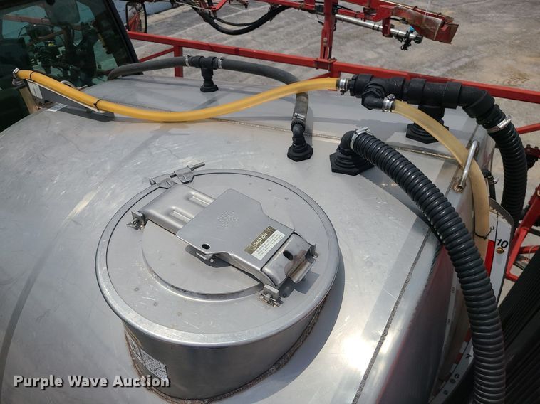 image for item DC6069 2010 Case IH Patriot 3330  sprayer