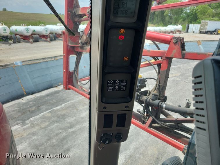 image for item DC6069 2010 Case IH Patriot 3330  sprayer