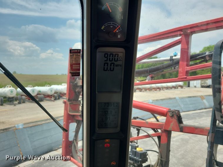 image for item DC6069 2010 Case IH Patriot 3330  sprayer