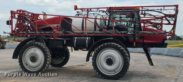 image for item DC6070 2009 Case IH Patriot 3230  sprayer