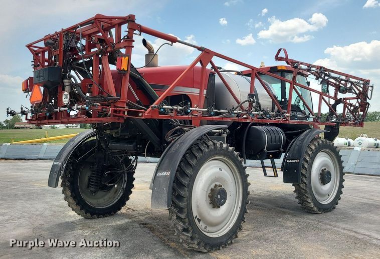 image for item DC6070 2009 Case IH Patriot 3230  sprayer