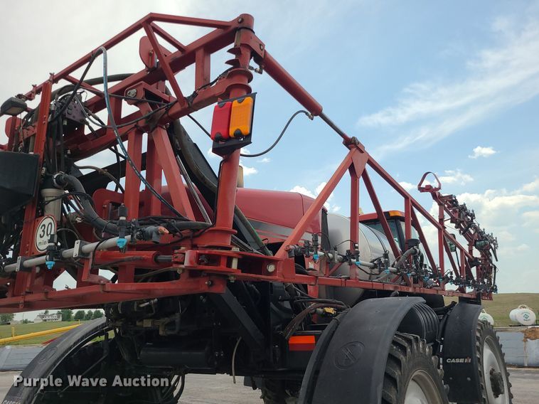 image for item DC6070 2009 Case IH Patriot 3230  sprayer