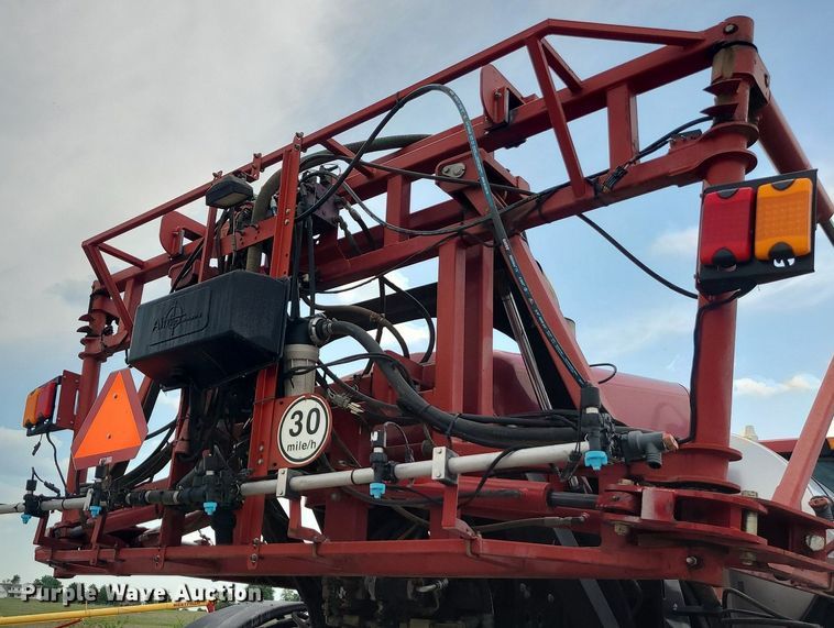 image for item DC6070 2009 Case IH Patriot 3230  sprayer