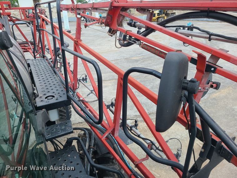 image for item DC6070 2009 Case IH Patriot 3230  sprayer