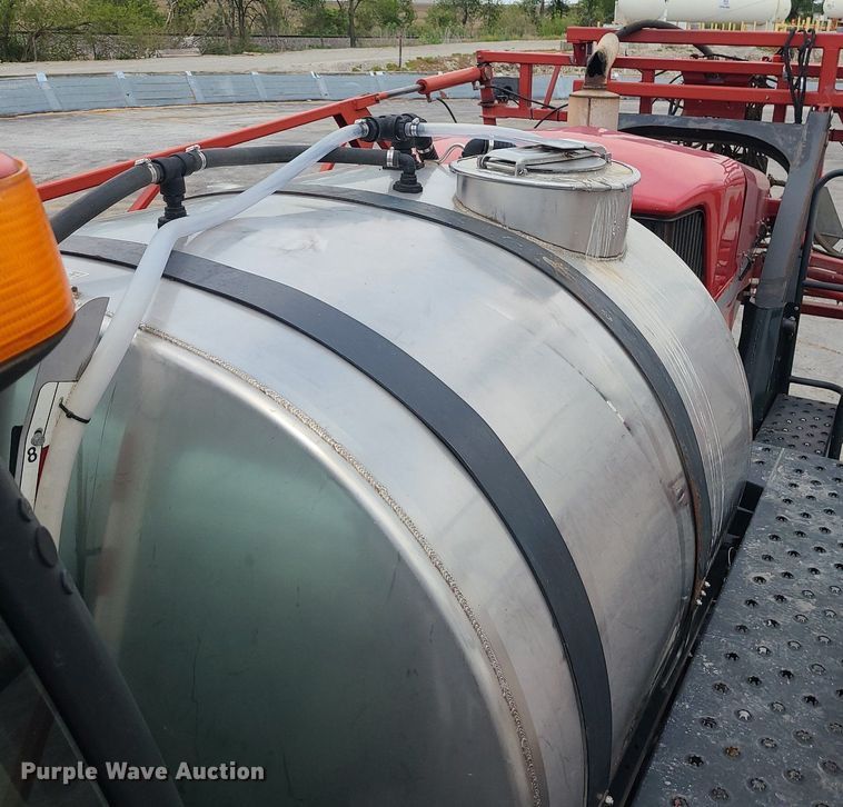 image for item DC6070 2009 Case IH Patriot 3230  sprayer