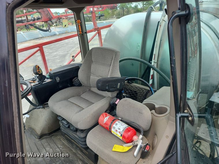 image for item DC6070 2009 Case IH Patriot 3230  sprayer