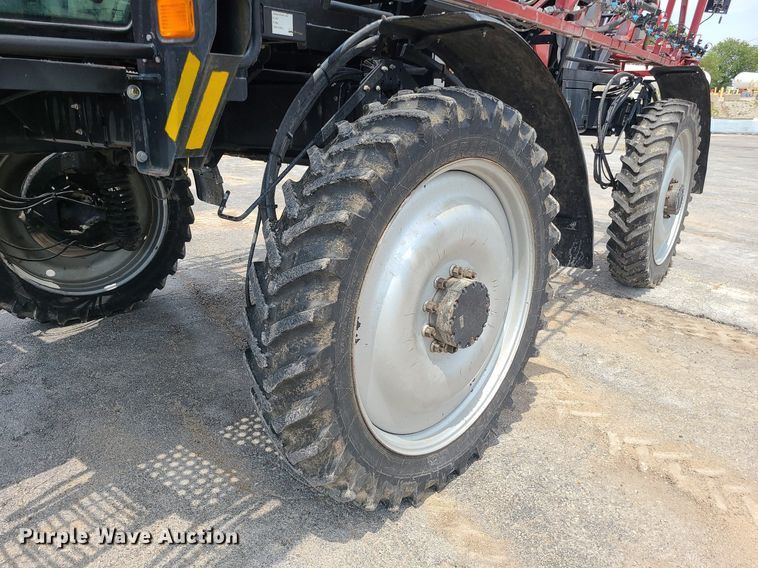 image for item DC6070 2009 Case IH Patriot 3230  sprayer