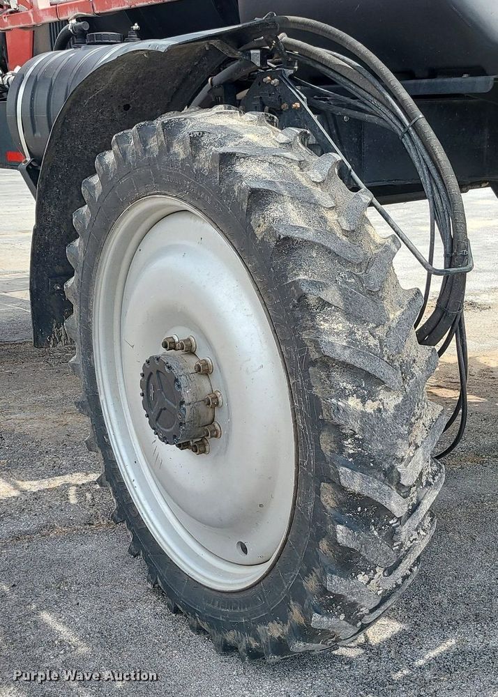 image for item DC6070 2009 Case IH Patriot 3230  sprayer