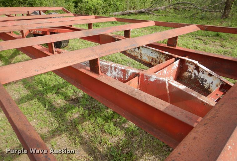 image for item DK1909 Bale hauler