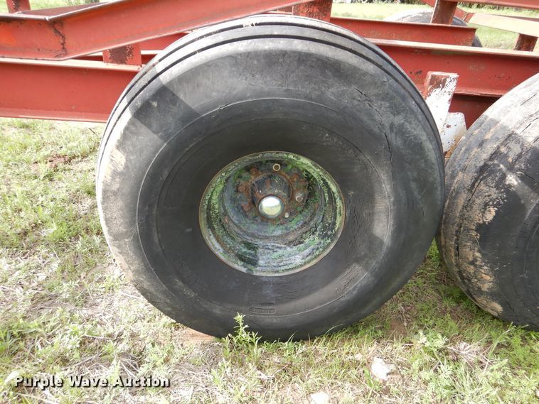 image for item DK1909 Bale hauler