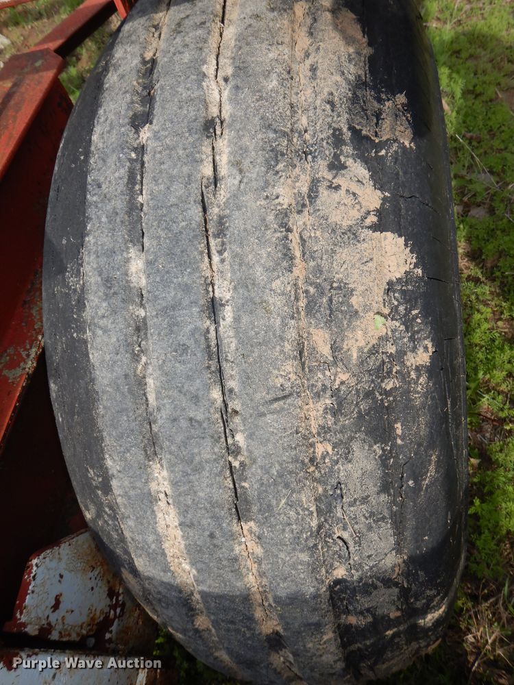 image for item DK1909 Bale hauler