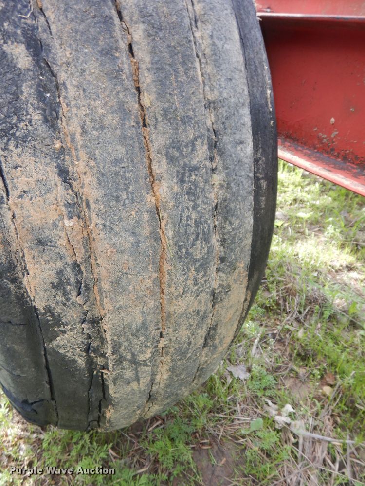 image for item DK1909 Bale hauler