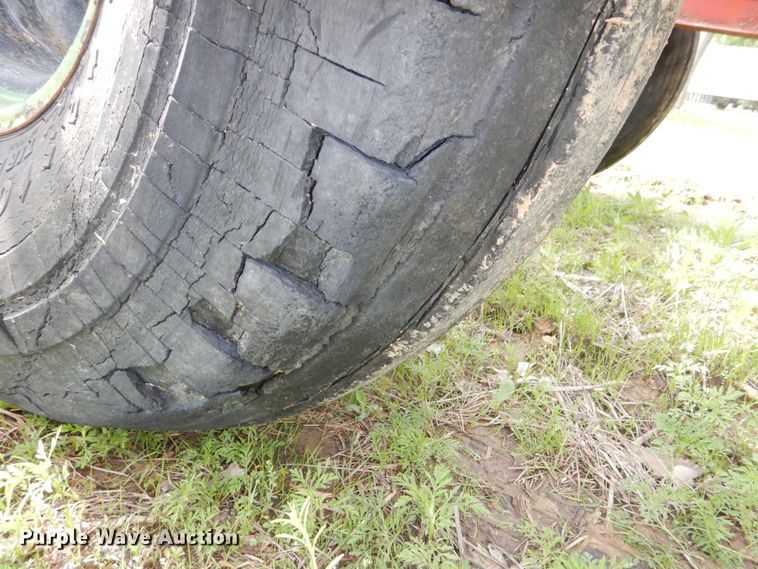 image for item DK1909 Bale hauler