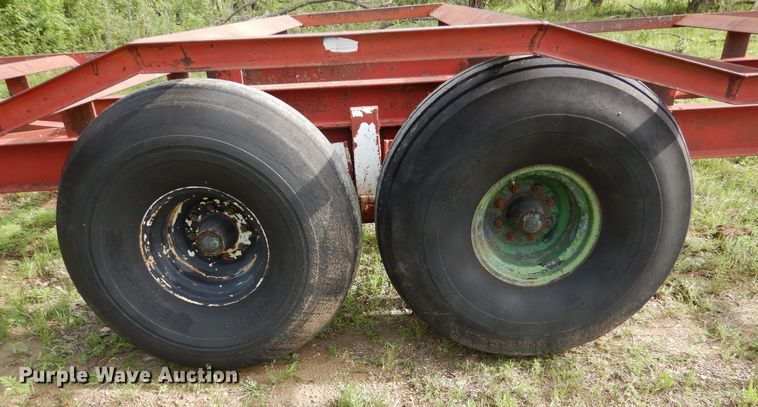 image for item DK1909 Bale hauler