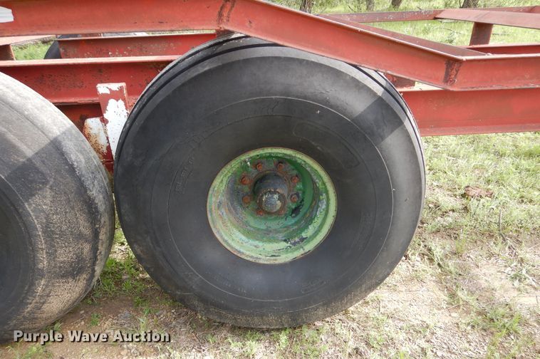 image for item DK1909 Bale hauler