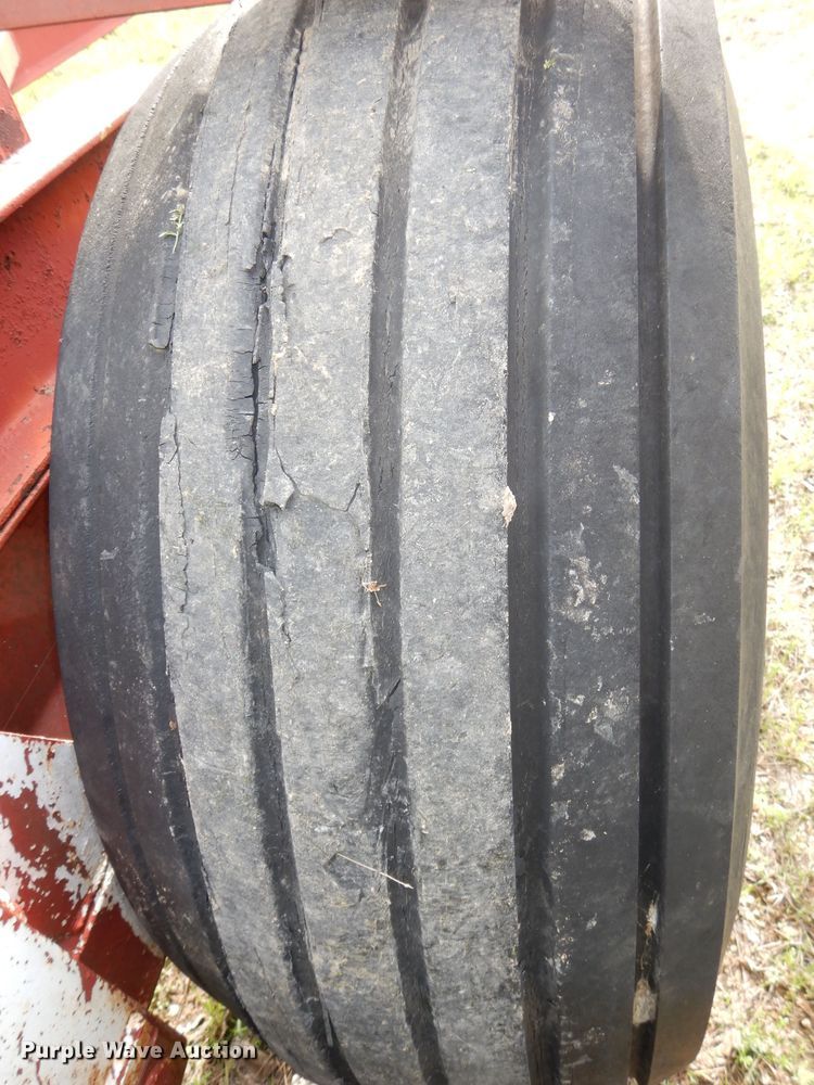 image for item DK1909 Bale hauler