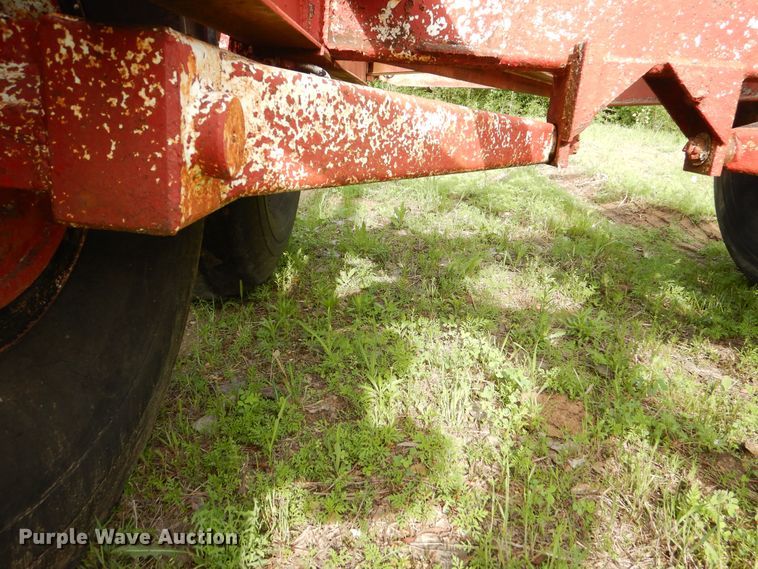 image for item DK1909 Bale hauler