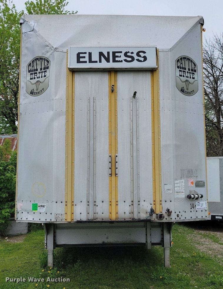 image for item DK5234 2001 Merritt  livestock trailer