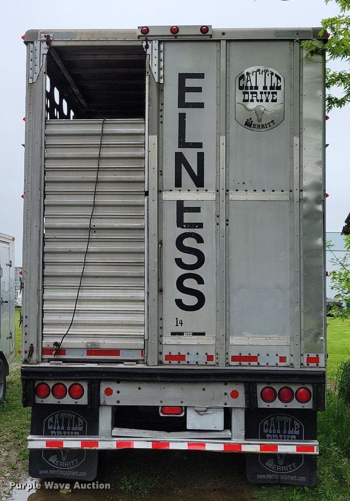 image for item DK5234 2001 Merritt  livestock trailer