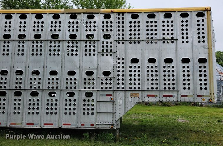 image for item DK5234 2001 Merritt  livestock trailer