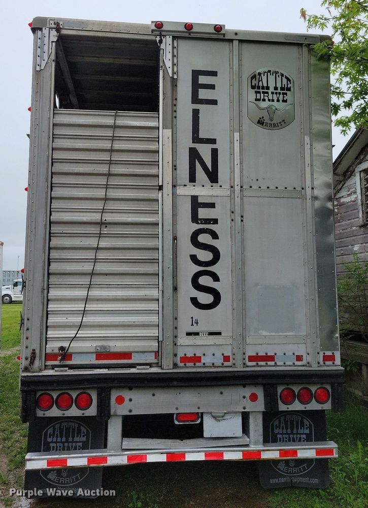 image for item DK5234 2001 Merritt  livestock trailer