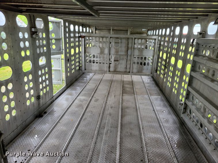 image for item DK5234 2001 Merritt  livestock trailer