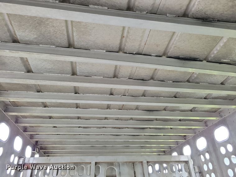 image for item DK5234 2001 Merritt  livestock trailer