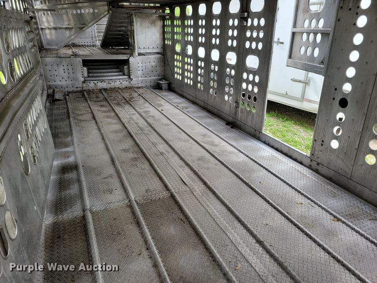 image for item DK5234 2001 Merritt  livestock trailer