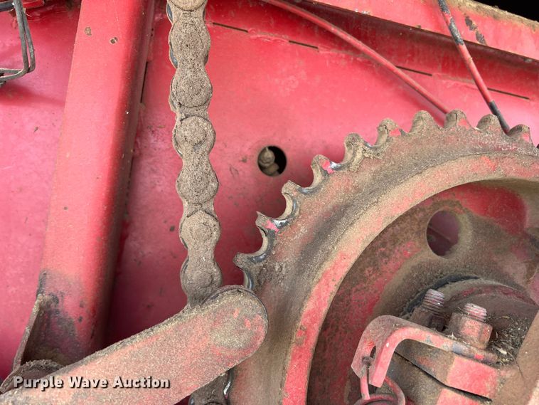 image for item DN3022 1989 Case 8580  large square baler