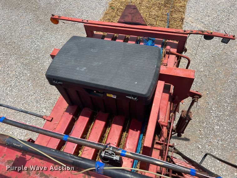 image for item DN3022 1989 Case 8580  large square baler