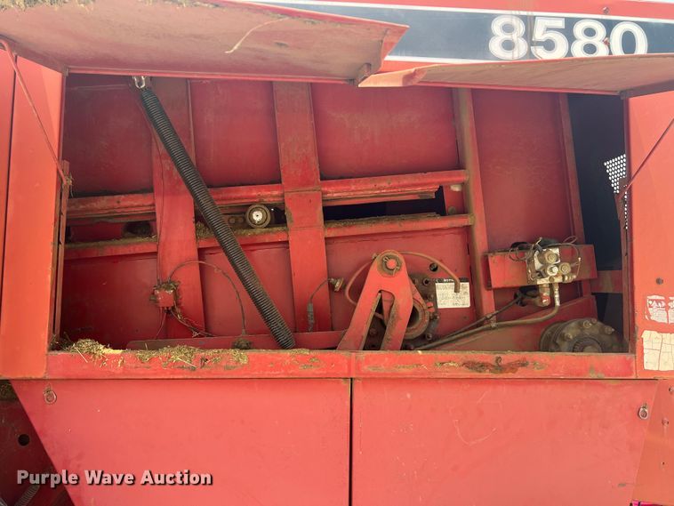 image for item DN3022 1989 Case 8580  large square baler