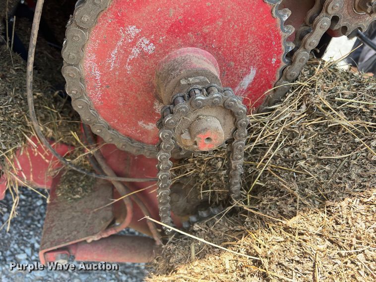 image for item DN3022 1989 Case 8580  large square baler