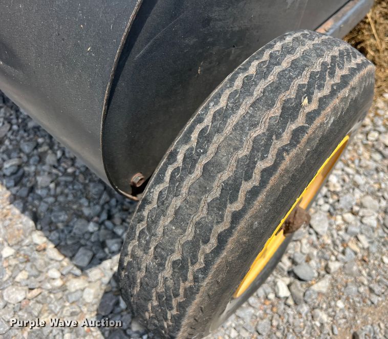 image for item DN3022 1989 Case 8580  large square baler