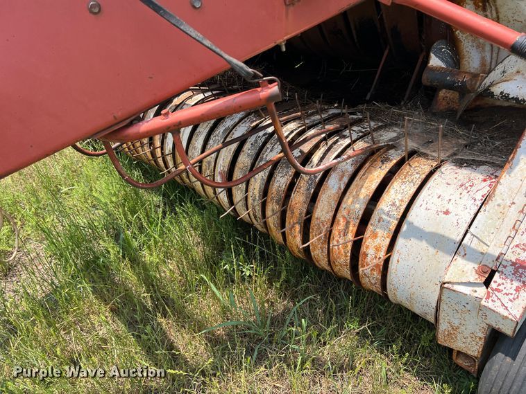 image for item DN3025 Hesston 4800  large square baler