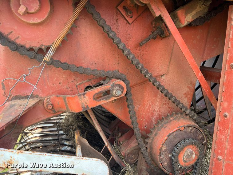 image for item DN3025 Hesston 4800  large square baler