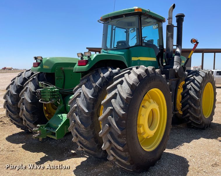 image for item DN4649 2000 John Deere 9200  4WD tractor