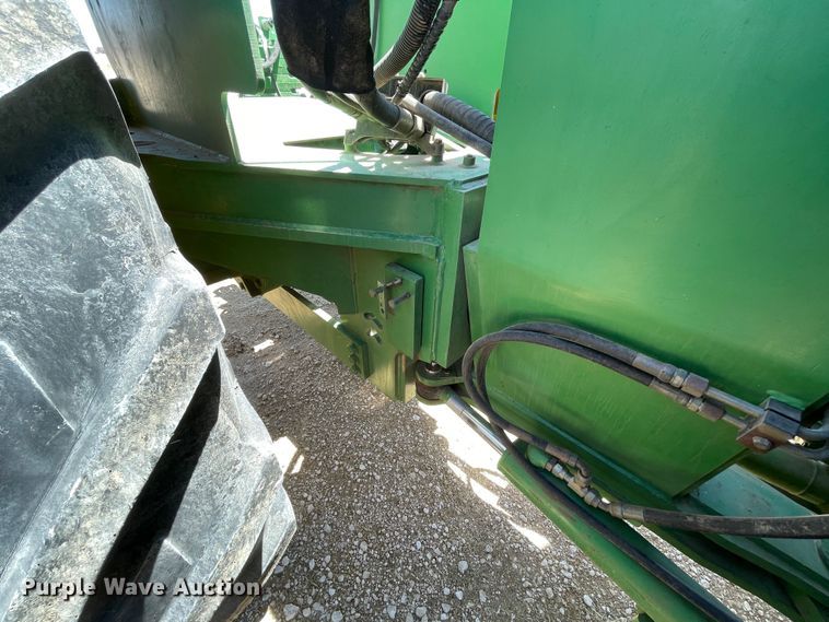 image for item DN4649 2000 John Deere 9200  4WD tractor